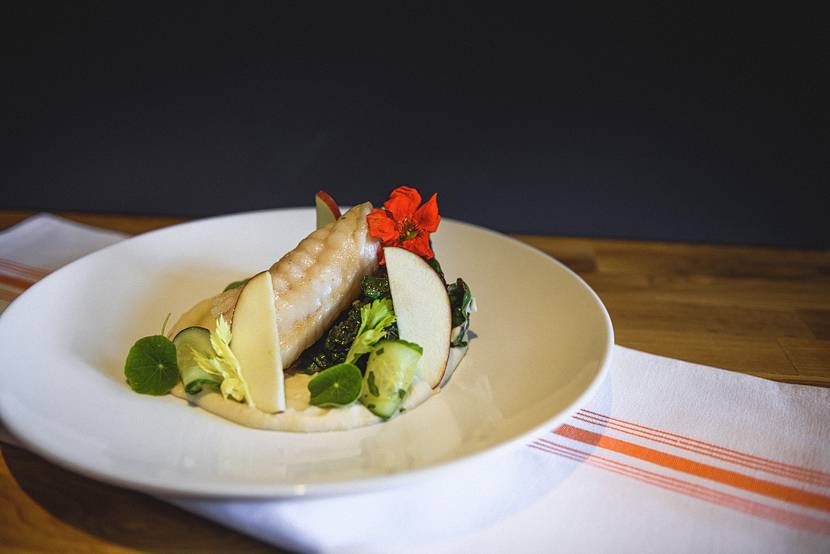 Statesman Tavern | restaurant | 31 State St, Bristol, RI 02809, USA | 4013965115 OR +1 401-396-5115