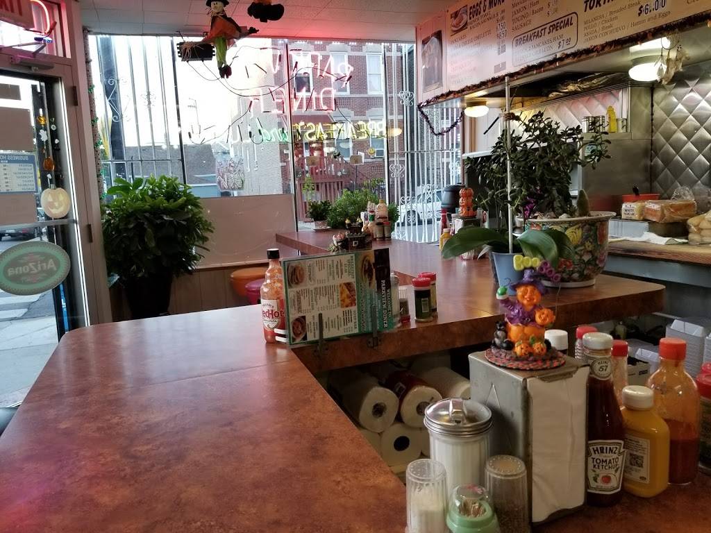 Parkview Restaurant Grill | restaurant | 2000 W 19th St, Chicago, IL 60608, USA | 3127330132 OR +1 312-733-0132