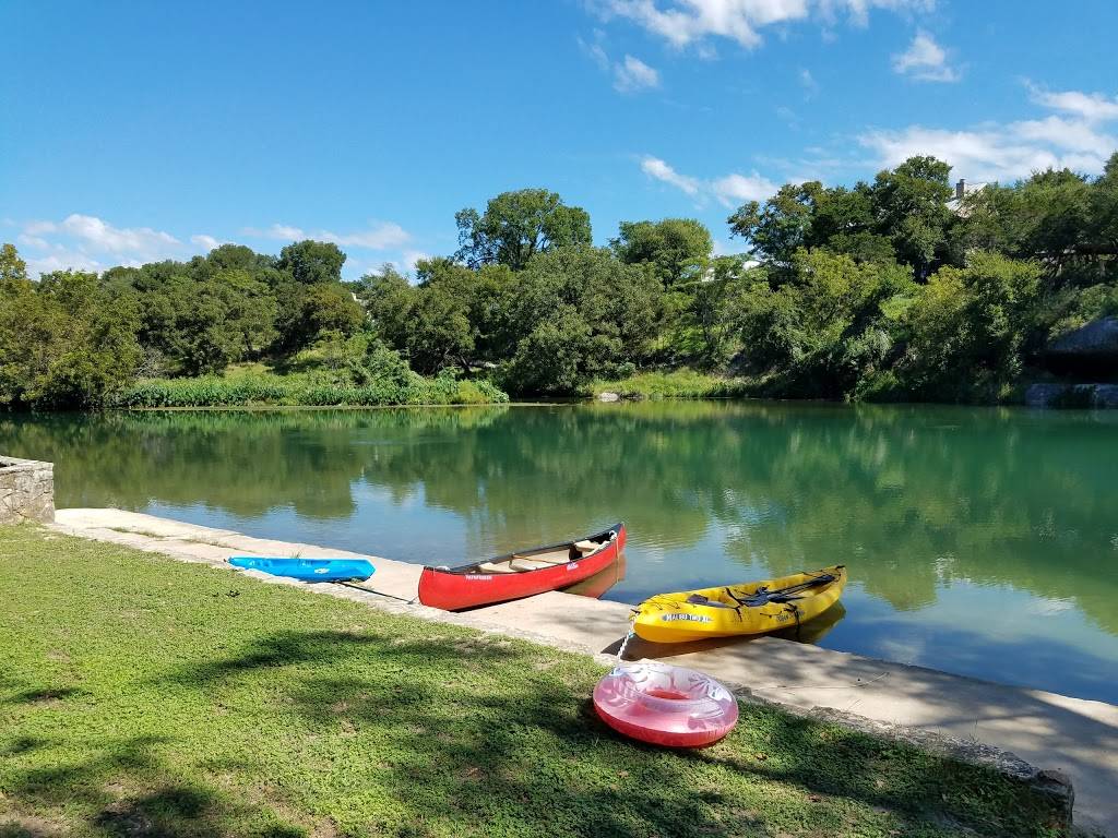 Wimberley Cafe | restaurant | 101-A Wimberley Square, Wimberley, TX 78676, USA | 5128473333 OR +1 512-847-3333