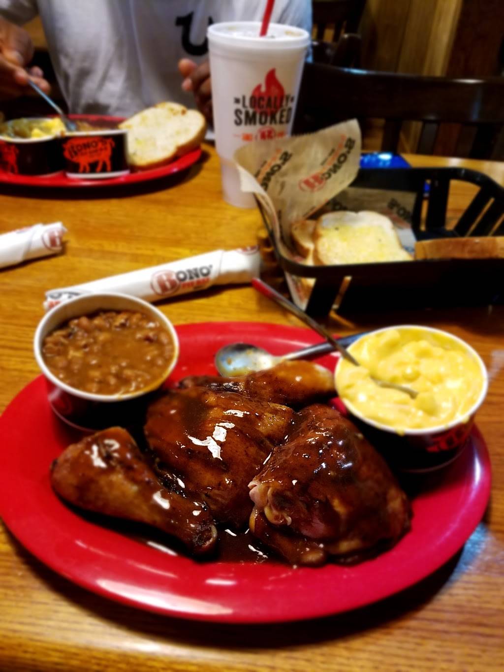 Bonos Pit Bar-B-Q | restaurant | 4831, 4907 Beach Blvd, Jacksonville, FL 32207, USA | 9043984248 OR +1 904-398-4248