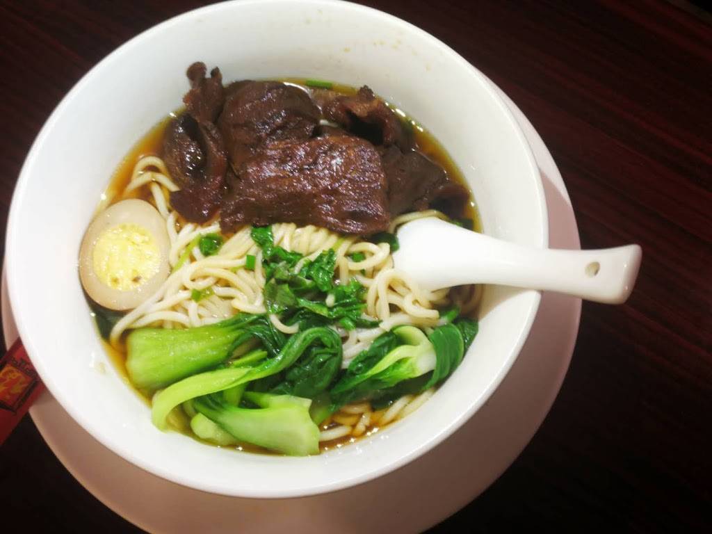 Yummy Yummy | restaurant | 658 NY-109, Lindenhurst, NY 11757, USA | 6319561773 OR +1 631-956-1773