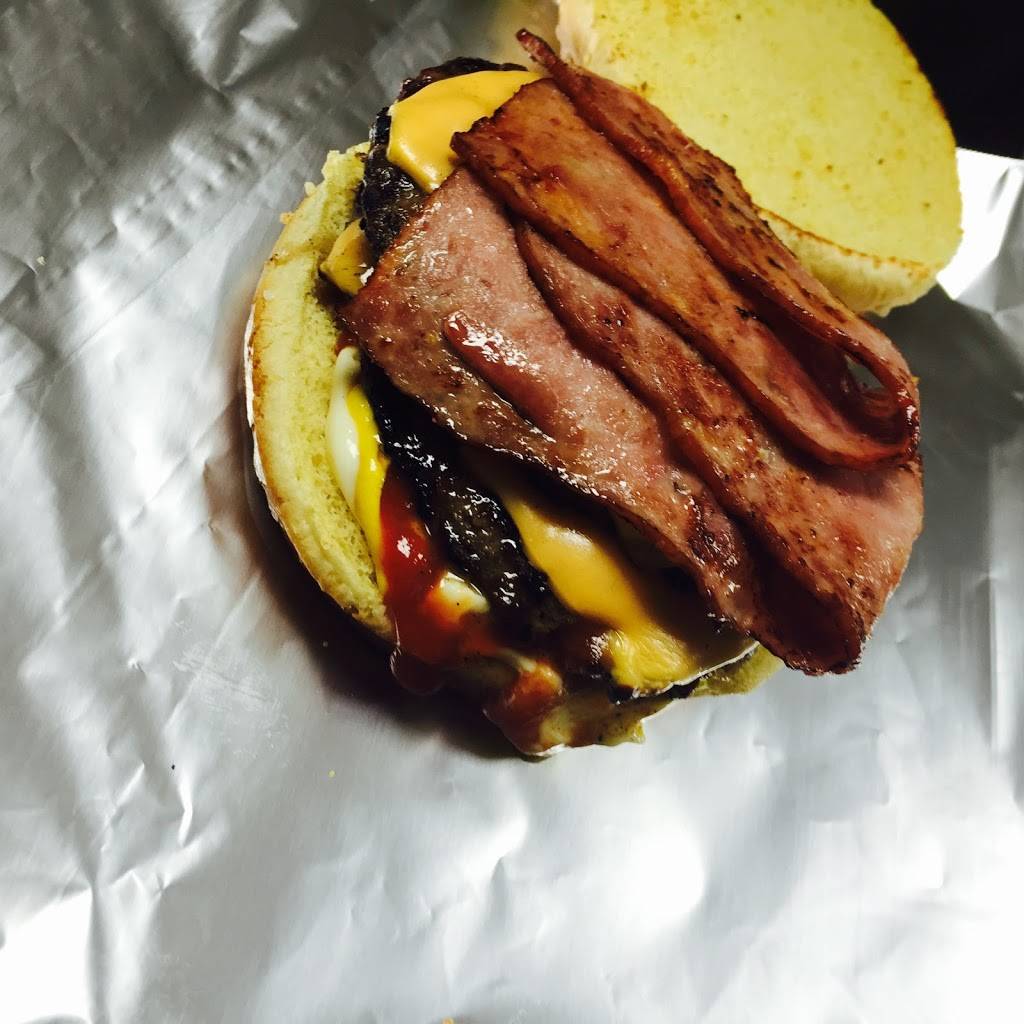 St. Louis Fish & Chicken Grill | restaurant | 200 N Florissant Rd, Ferguson, MO 63135, USA | 3145243474 OR +1 314-524-3474