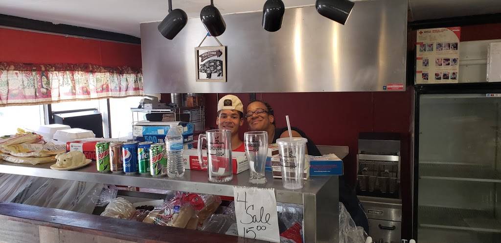 Kirbys Smokehouse BBQ | restaurant | 107 Hague Ave, Jackson, MI 49203, USA | 5177409419 OR +1 517-740-9419