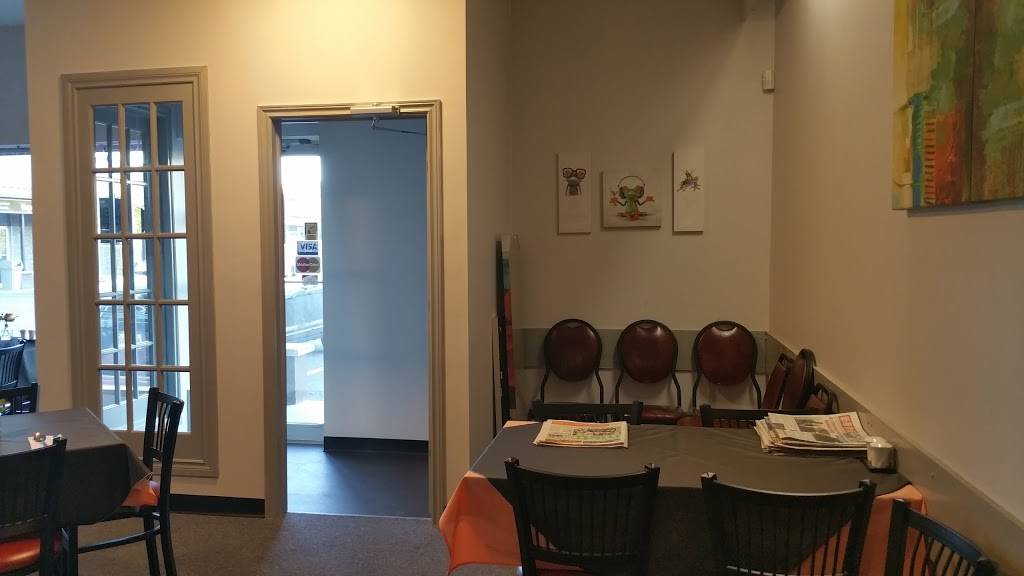 New Queen Restaurant | meal takeaway | 1 Hobin St, Stittsville, ON K2S 1A6, Canada | 6138366672 OR +1 613-836-6672