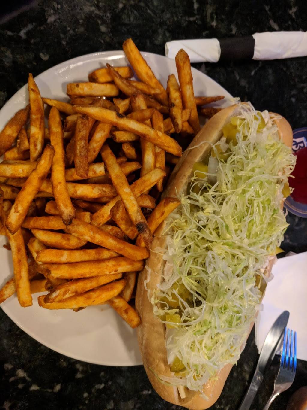 Front Row Pizzeria | restaurant | 137 Epping Rd, Exeter, NH 03833, USA | 6037730047 OR +1 603-773-0047