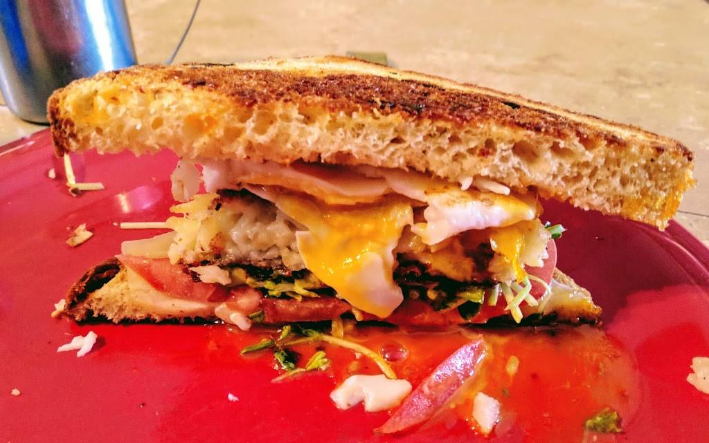 The Riverhouse Cafe | cafe | 167 Union Square, Milford, NH 03055, USA | 6032495556 OR +1 603-249-5556