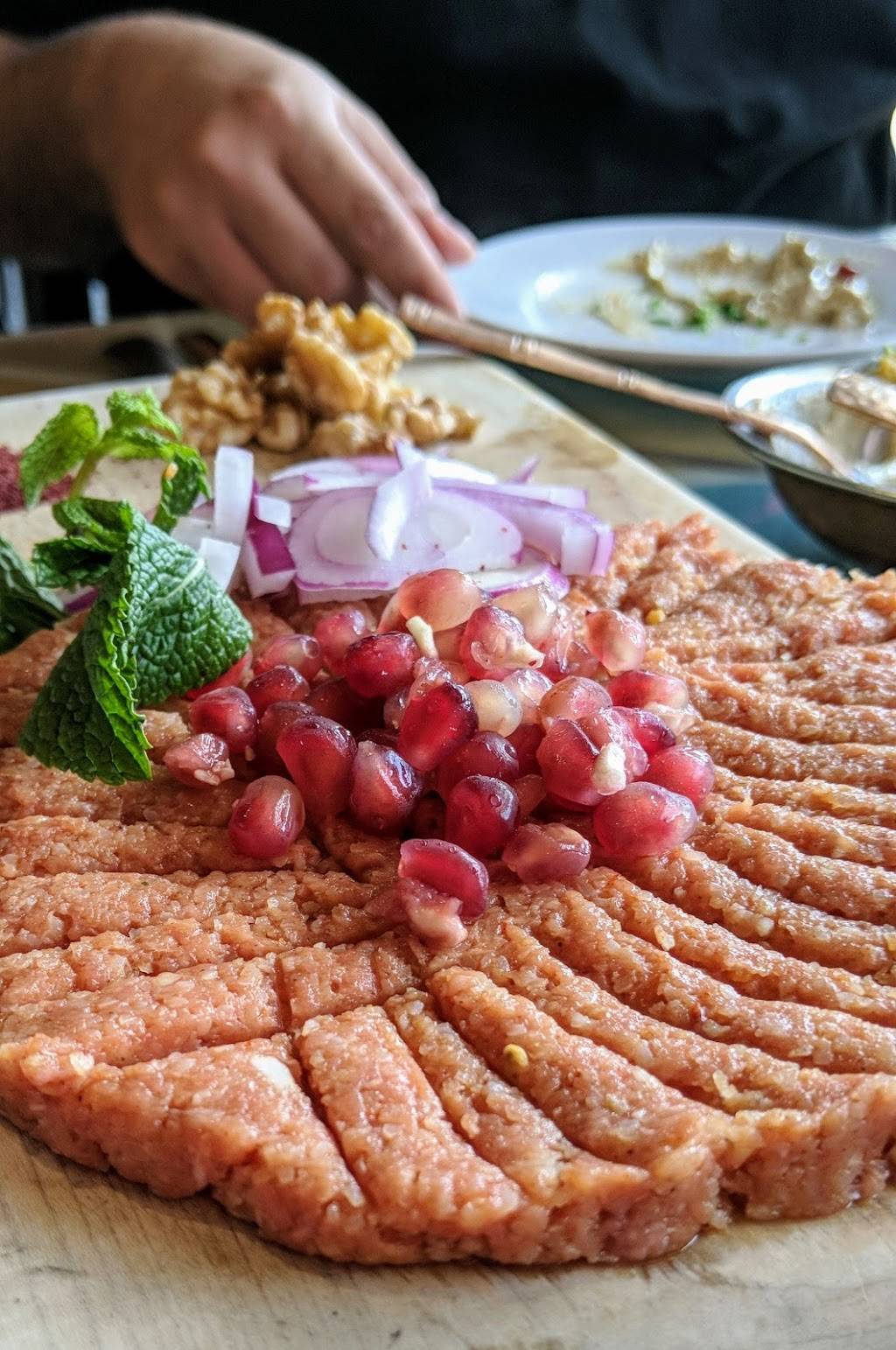 Roman Zaman Damascene Cuisine | restaurant | 325 Central Pkwy W #8, Mississauga, ON L5B 3X9, Canada | 9052760101 OR +1 905-276-0101