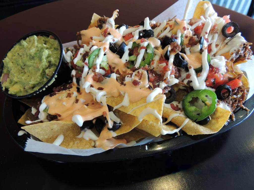 Burrito Famous | restaurant | 3412 W University Ave, Gainesville, FL 32607, USA | 3526726654 OR +1 352-672-6654