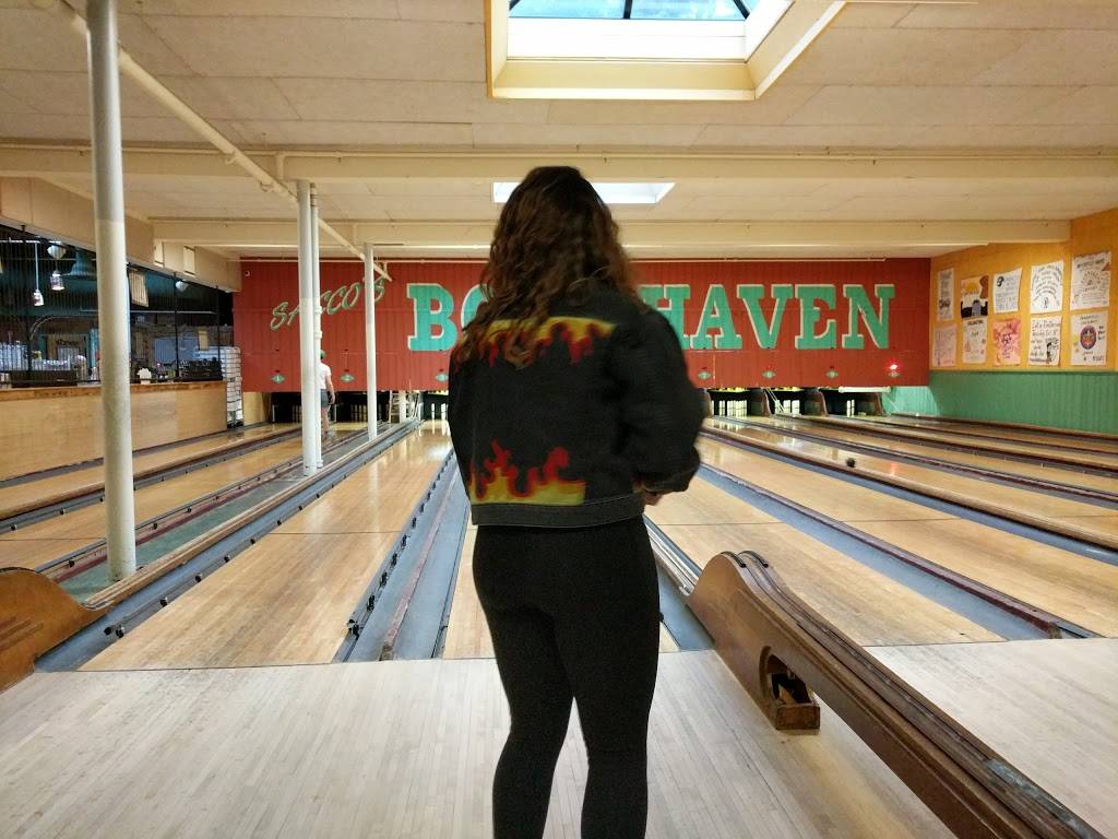 Saccos Bowl Haven | restaurant | 2823, 45 Day St, Somerville, MA 02144, USA | 6177760552 OR +1 617-776-0552