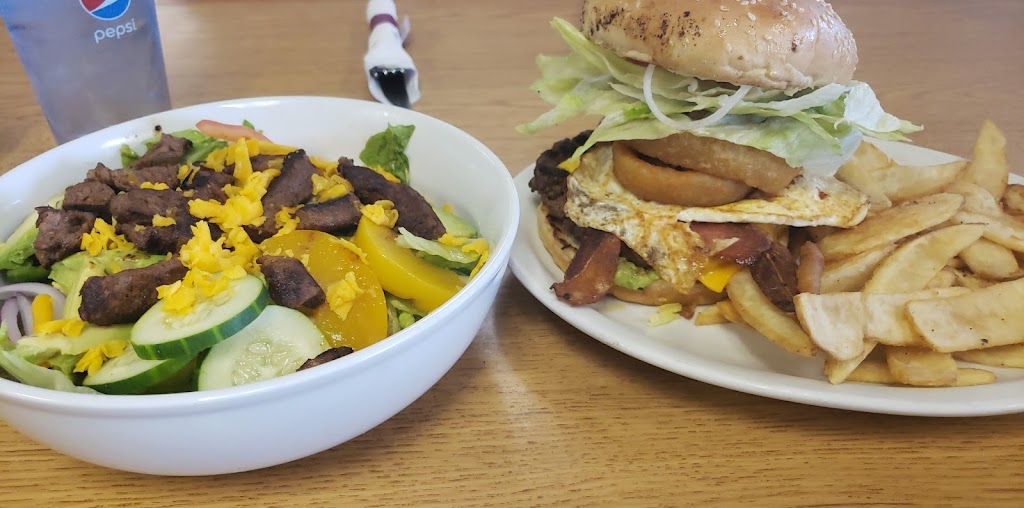 Miss Kittys Cafe | restaurant | 2110 E Wyatt Earp Blvd, Dodge City, KS 67801, USA | 6208014003 OR +1 620-801-4003