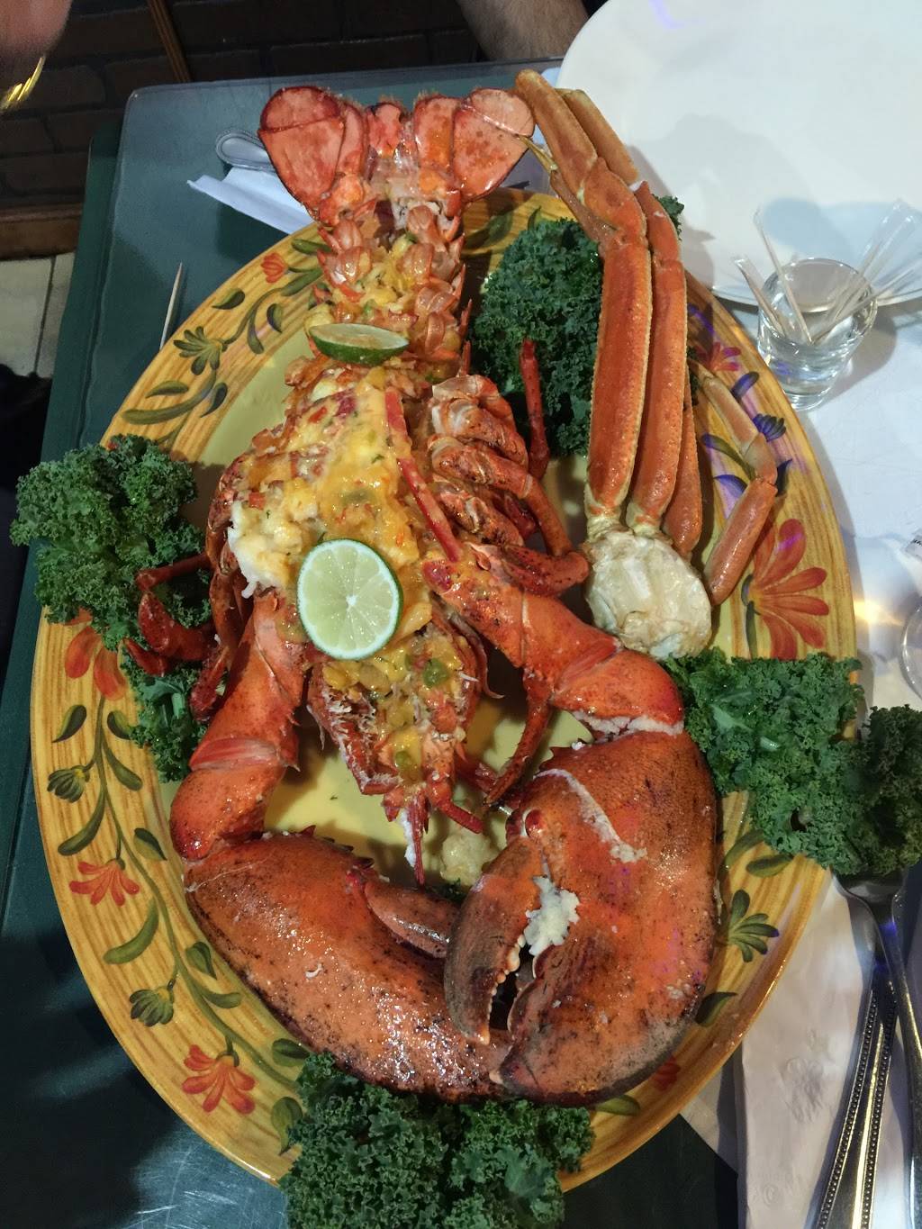 Villa Mar Bar & Restaurant | restaurant | 481 Hempstead Turnpike, Elmont, NY 11003, USA | 5163267643 OR +1 516-326-7643