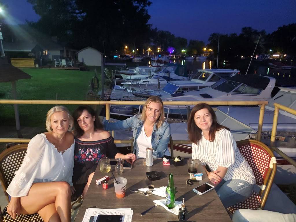 Chagrin Tavern | restaurant | 196 E Island Dr, Eastlake, OH 44095, USA | 4405404199 OR +1 440-540-4199