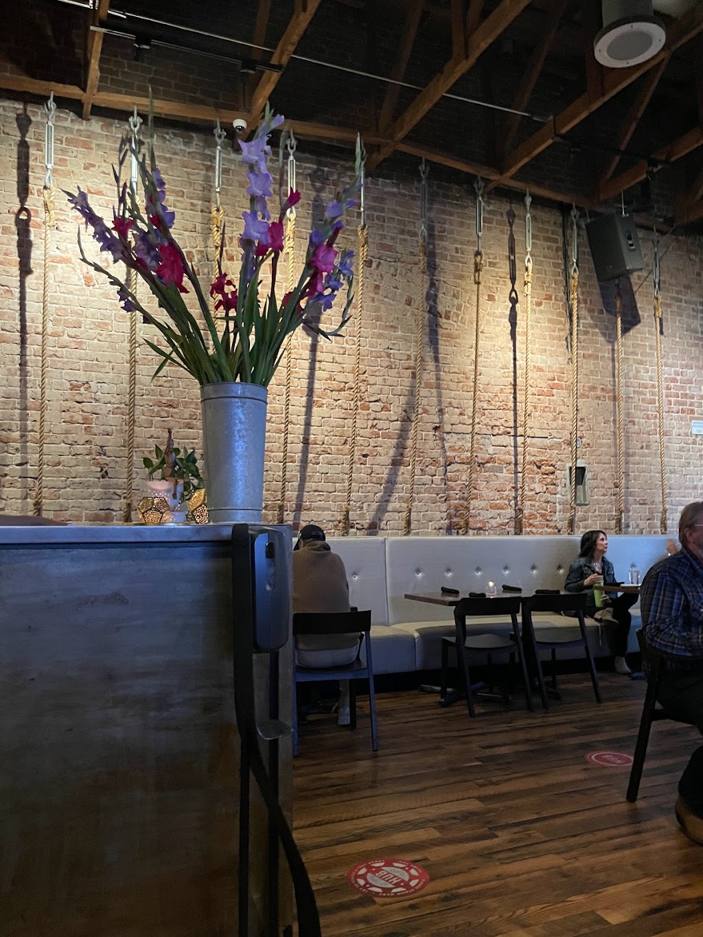 HUB Restaurant & Ice Creamery | restaurant | 266 E Congress St, Tucson, AZ 85701, USA | 5202078201 OR +1 520-207-8201