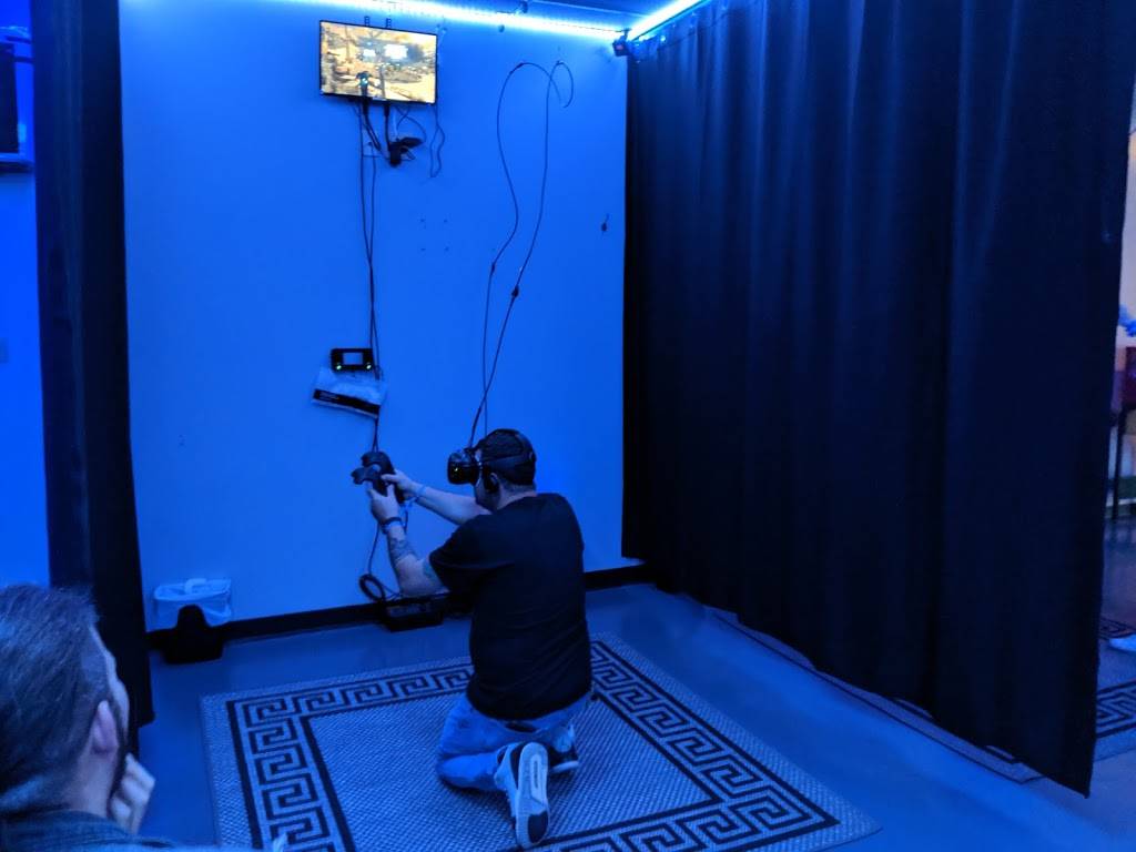 Magic Realms VR | restaurant | 90 Alexandria Pike Suite 8, Fort Thomas, KY 41075, USA | 8593606799 OR +1 859-360-6799