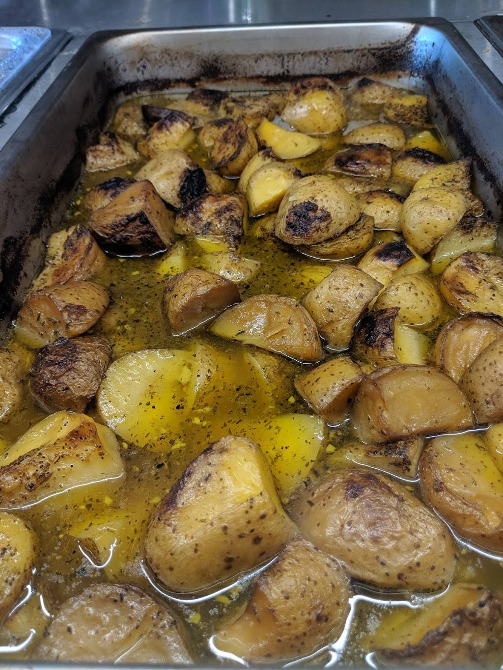 Yummy Souvlaki | restaurant | 200 Simcoe Ave, Keswick, ON L4P 2H7, Canada | 9059891515 OR +1 905-989-1515