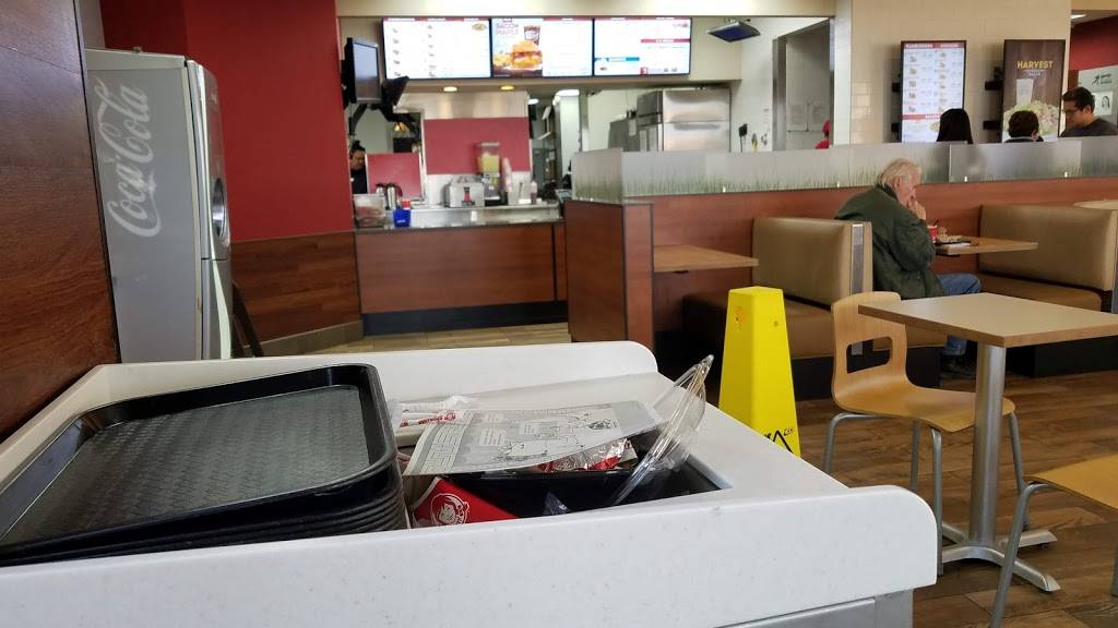 Wendys | restaurant | 790 Joliet St, Dyer, IN 46311, USA | 2198644631 OR +1 219-864-4631