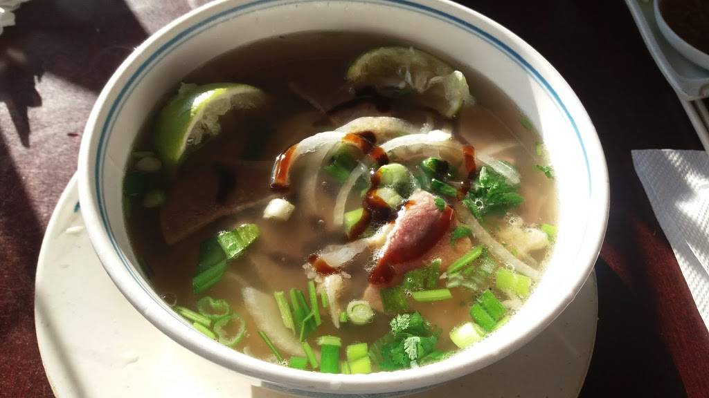 Phở #1 Noodle & Grill | restaurant | 2201 S Oneida St #1, Ashwaubenon, WI 54304, USA | 9204943009 OR +1 920-494-3009