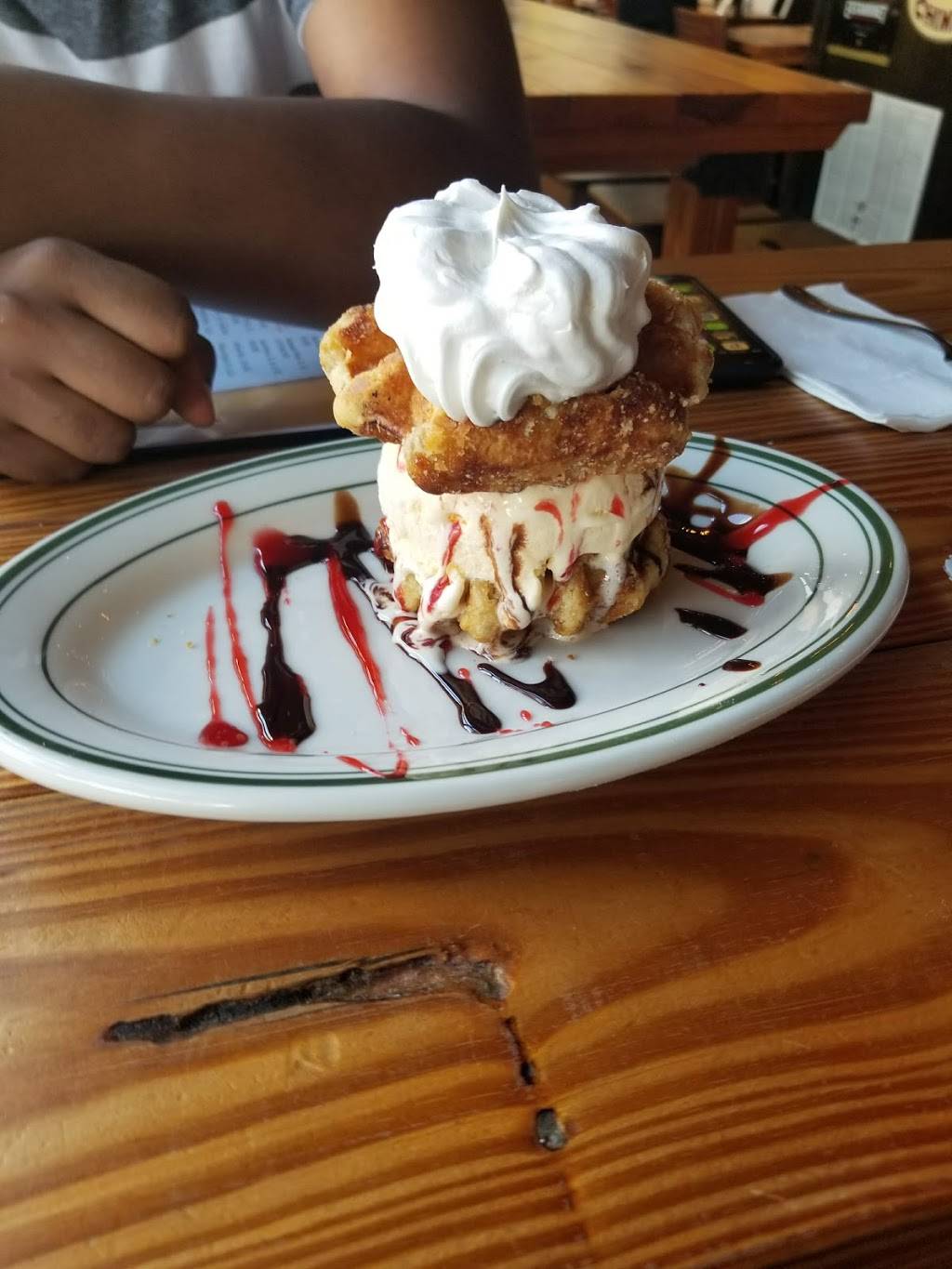 St. Arnolds Mussel Bar | restaurant | 3433 Connecticut Ave NW, Washington, DC 20008, USA | 2026216719 OR +1 202-621-6719