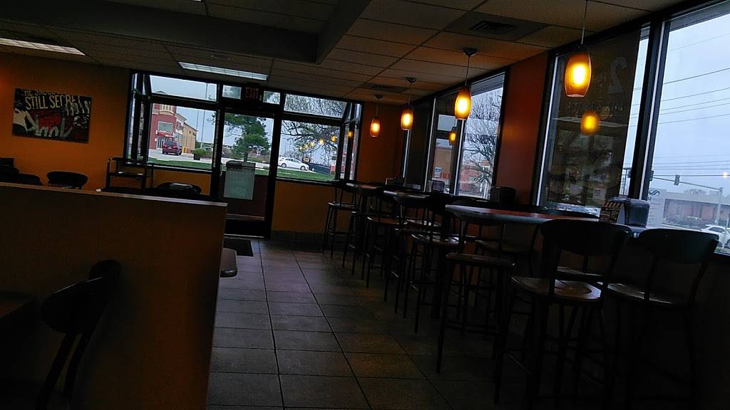 Jack in the Box | restaurant | 12298 St Charles Rock Rd, Bridgeton, MO 63044, USA | 3147392373 OR +1 314-739-2373