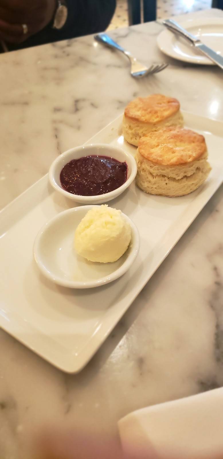 Petit Opus Cafe-Bar | restaurant | 1050 Rue Sherbrooke Ouest, Montréal, QC H3A 2R6, Canada | 5149856252 OR +1 514-985-6252