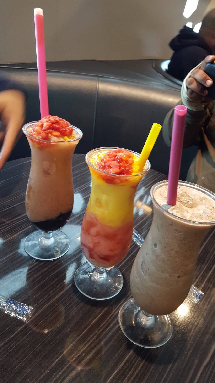 CHA2O Restaurant & Dessert Lounge-Artesia | cafe | 11688 South St #104, Artesia, CA 90701, USA | 5628652422 OR +1 562-865-2422