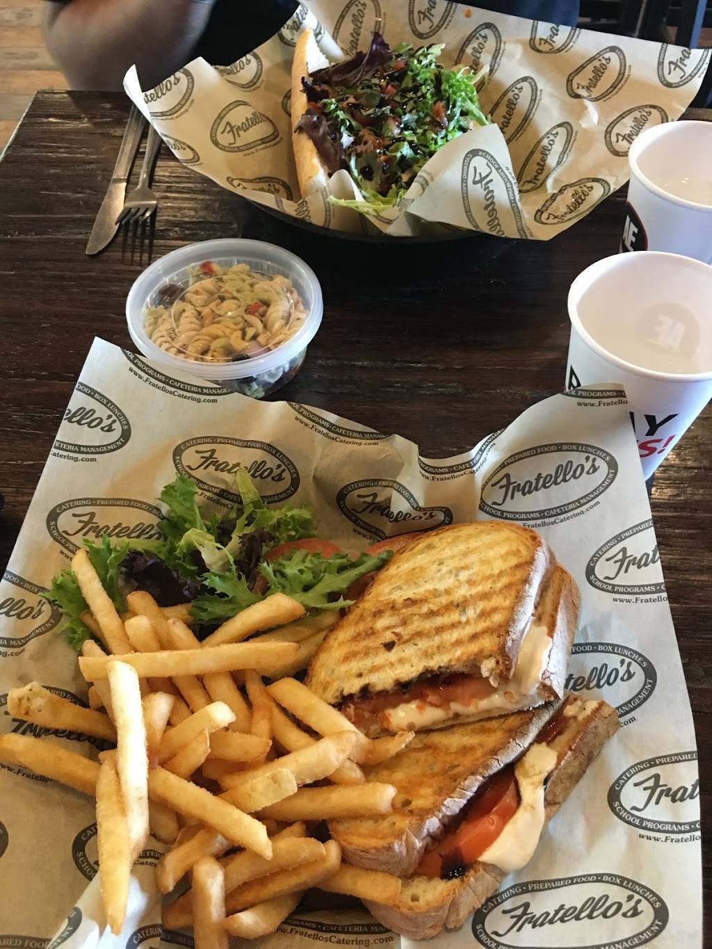 Fratellos Deli & Cafe | restaurant | 7101 183rd St #104, Tinley Park, IL 60477, USA | 7088642777 OR +1 708-864-2777