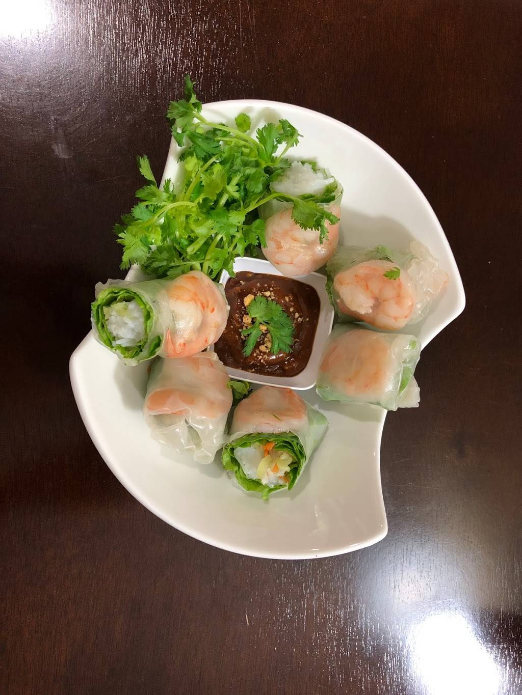 ThaiYada Restaurant | restaurant | 315 Alexander St, Rochester, NY 14604, USA | 5856858002 OR +1 585-685-8002