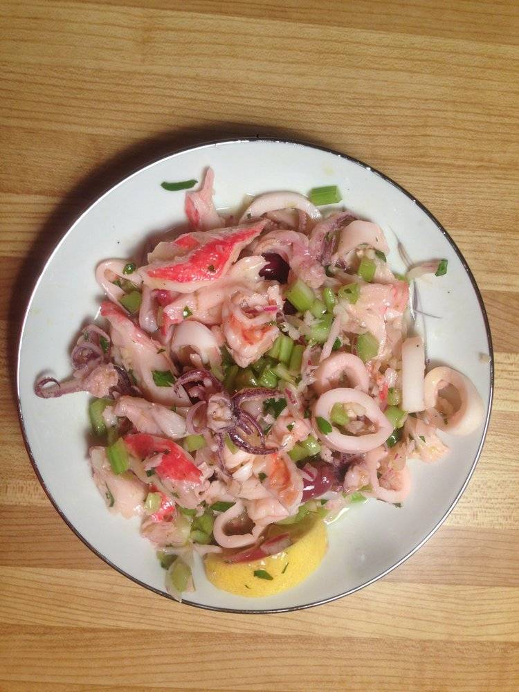 Leonardos Pizza | restaurant | 20 Broadway, Massapequa, NY 11758, USA | 5167955577 OR +1 516-795-5577