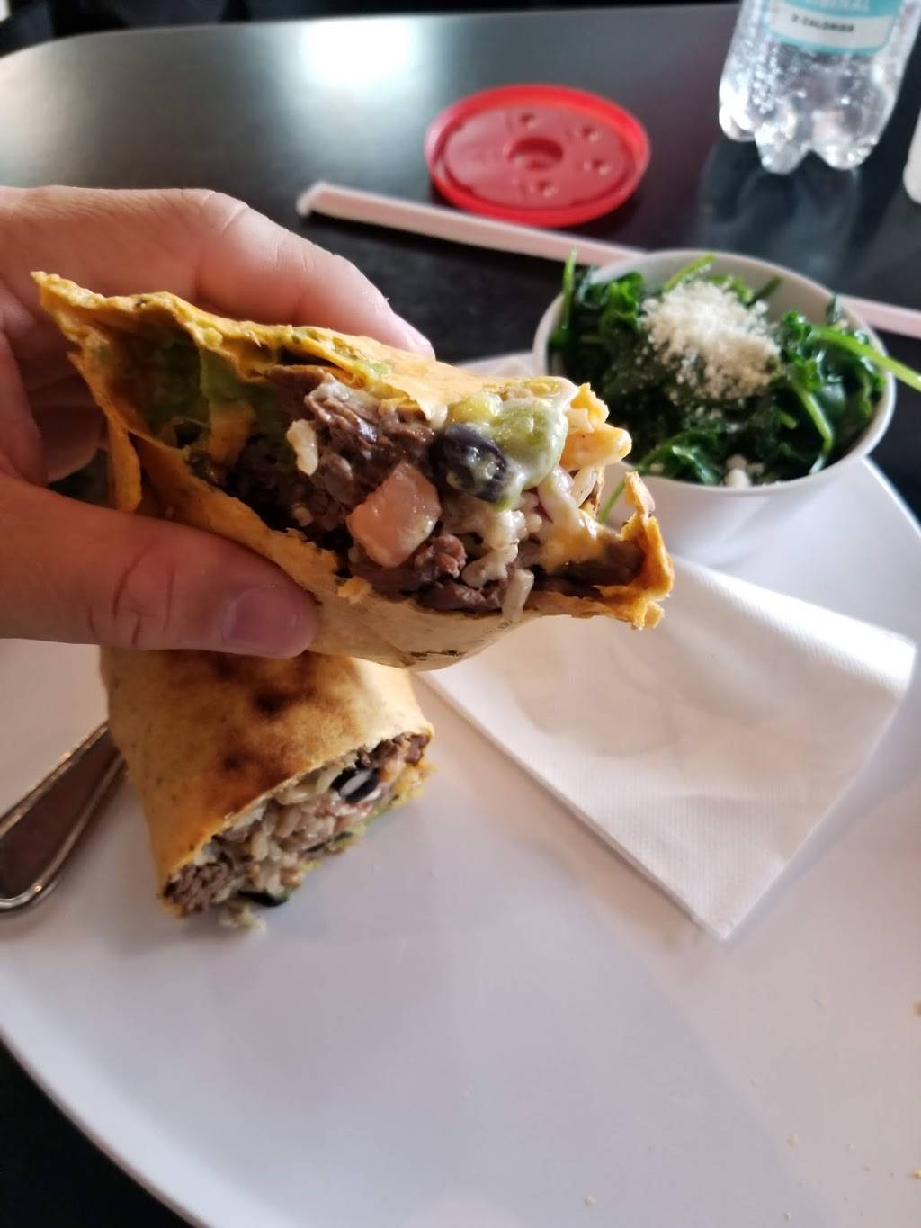 Muscle Maker Grill | restaurant | 4041 E Tremont Ave, Bronx, NY 10465, USA | 7188226991 OR +1 718-822-6991