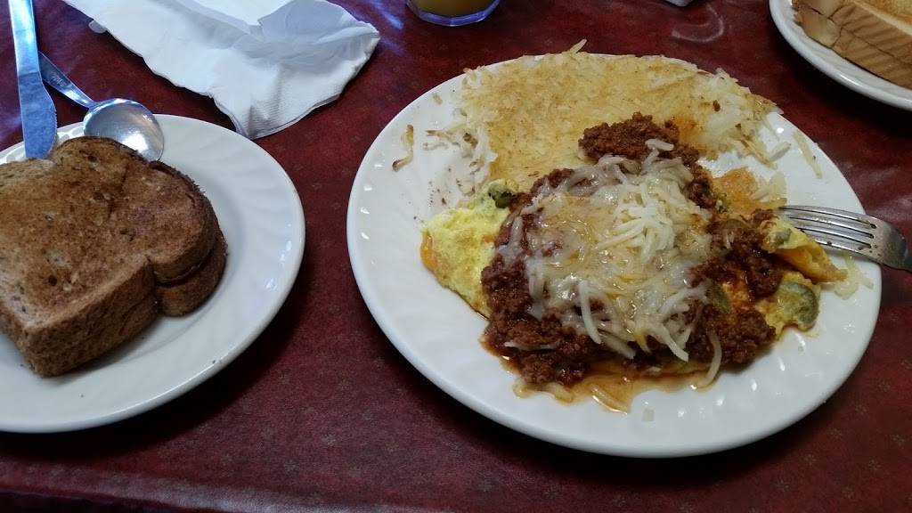 Pengrees Restaurant | restaurant | 556 Kingsley Ave, Orange Park, FL 32073, USA | 9042780089 OR +1 904-278-0089