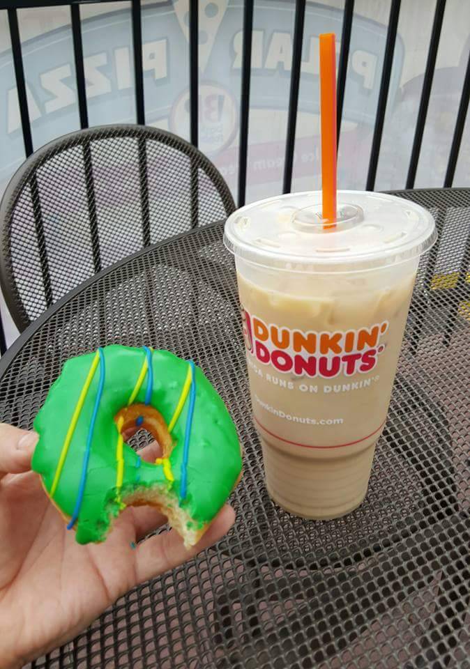 Dunkin Donuts | cafe | 5150 W Touhy Ave, Skokie, IL 60077, USA | 8479820000 OR +1 847-982-0000