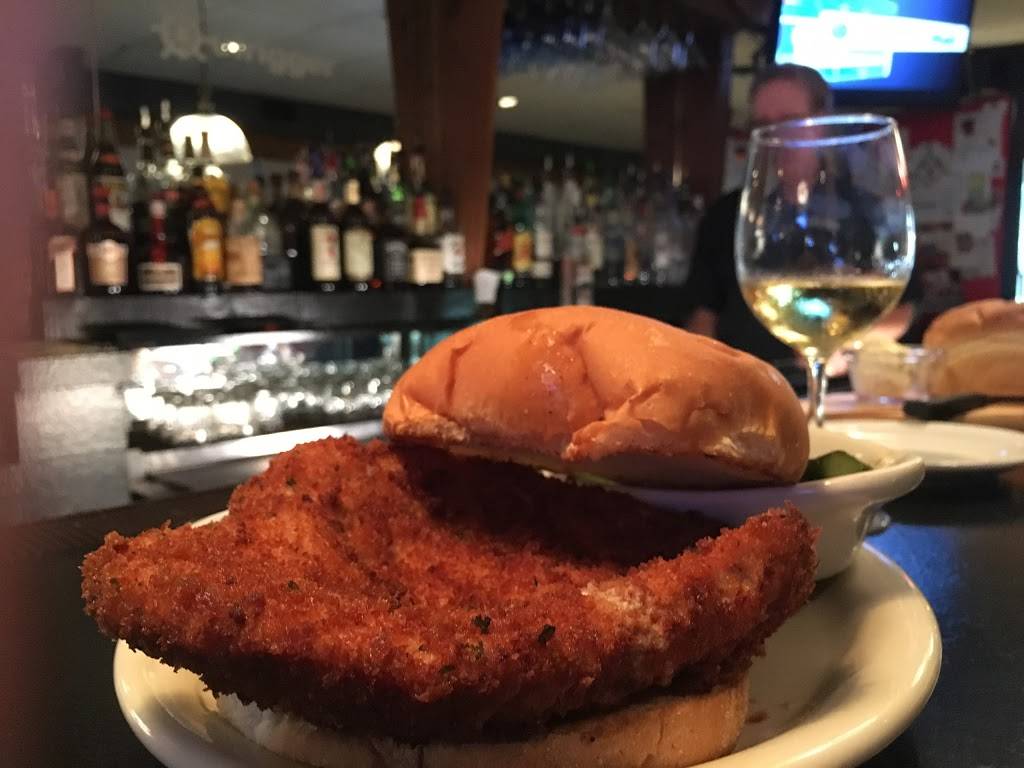 Outrigger Restaurant & Lounge | restaurant | 1013 U.S. Hwy 71 S, Okoboji, IA 51355, USA | 7123326020 OR +1 712-332-6020