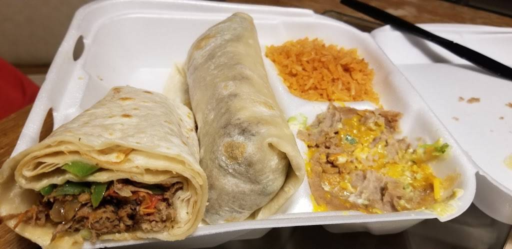 Federicos Mexican Food | restaurant | 16995 W Greenway Rd #100, Surprise, AZ 85388, USA | 6235840717 OR +1 623-584-0717