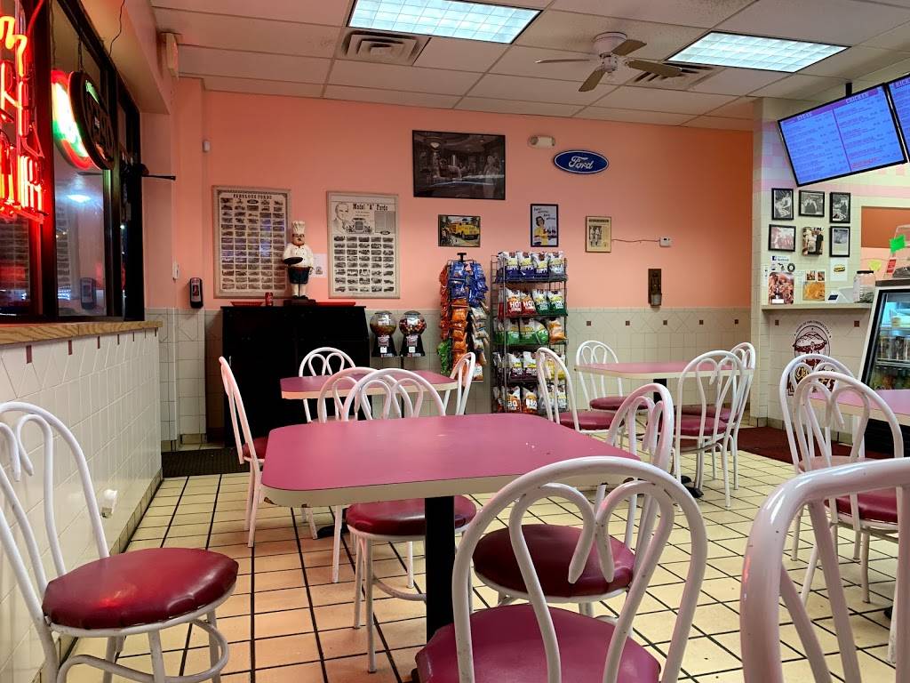 Rickys Sub Shop | restaurant | 6460 Greenfield Rd, Dearborn, MI 48126, USA | 3135829410 OR +1 313-582-9410