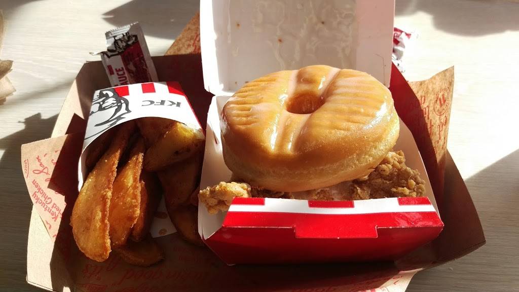 KFC | restaurant | 618 E Florence Blvd, Casa Grande, AZ 85122, USA | 5208361043 OR +1 520-836-1043