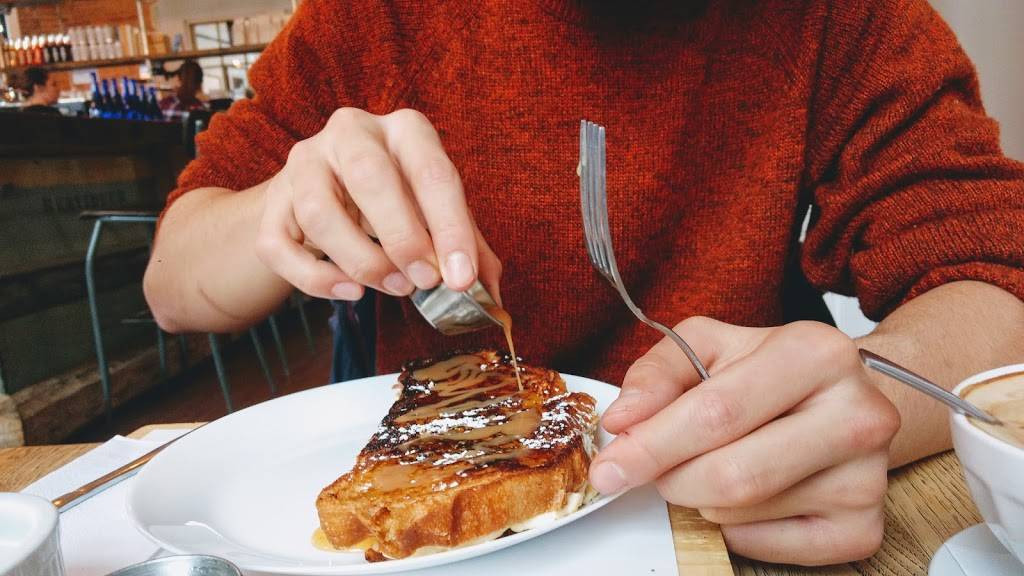 La Shop | cafe | 274 Rue Principale E, Magog, QC J1X 4X5, Canada | 8198432093 OR +1 819-843-2093