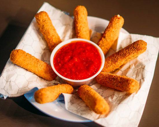 Wing Street Food Trailor | restaurant | 300 College Park, Dayton, OH 45469, USA | 9377272672 OR +1 937-727-2672