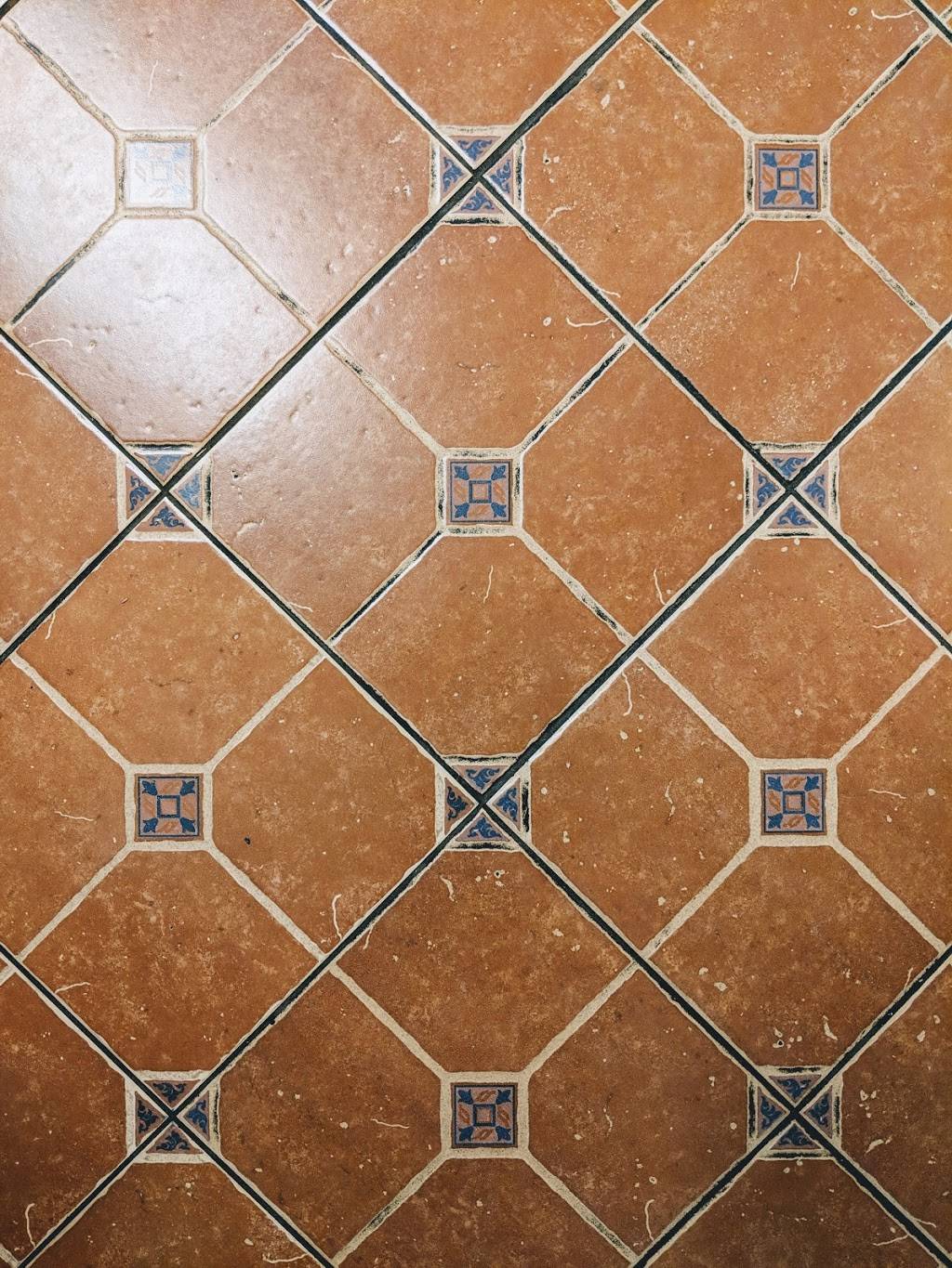 El Condor | restaurant | 2349 N Milwaukee Ave, Chicago, IL 60647, USA | 7732525112 OR +1 773-252-5112