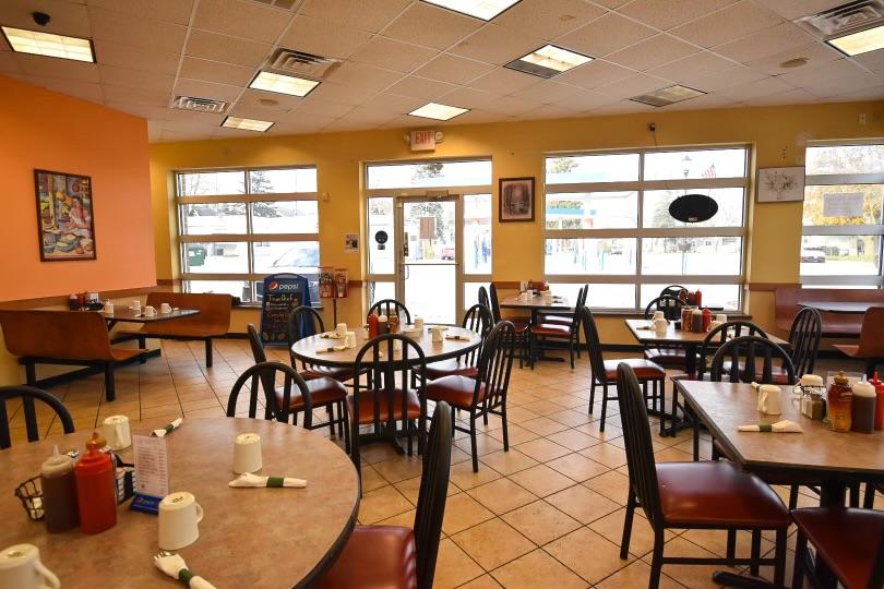 Town Chef | restaurant | 117 S Main St, Cedar Grove, WI 53013, USA | 9206685058 OR +1 920-668-5058