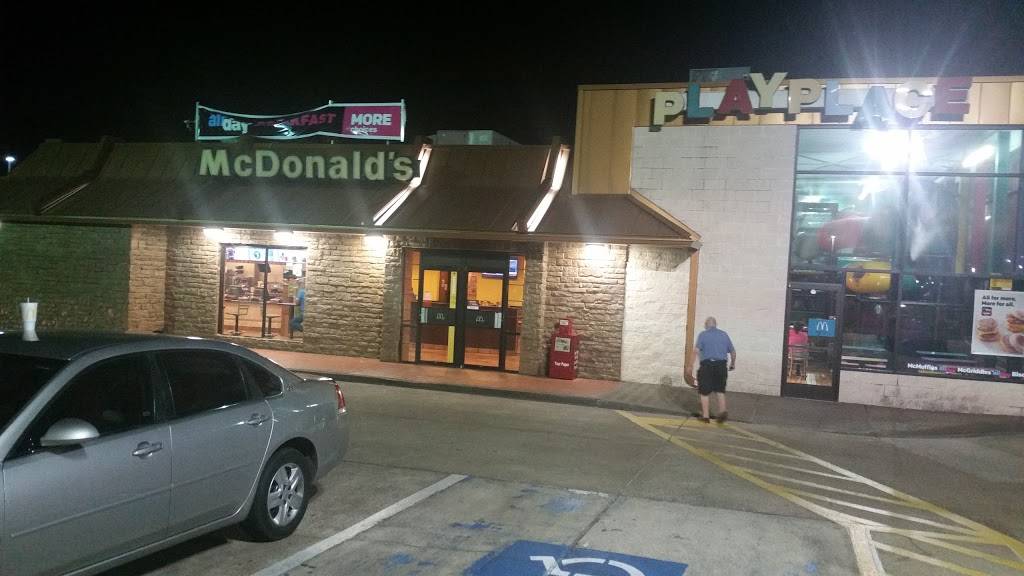 McDonalds | cafe | 3301 S 1st St, Lufkin, TX 75901, USA | 9366393633 OR +1 936-639-3633