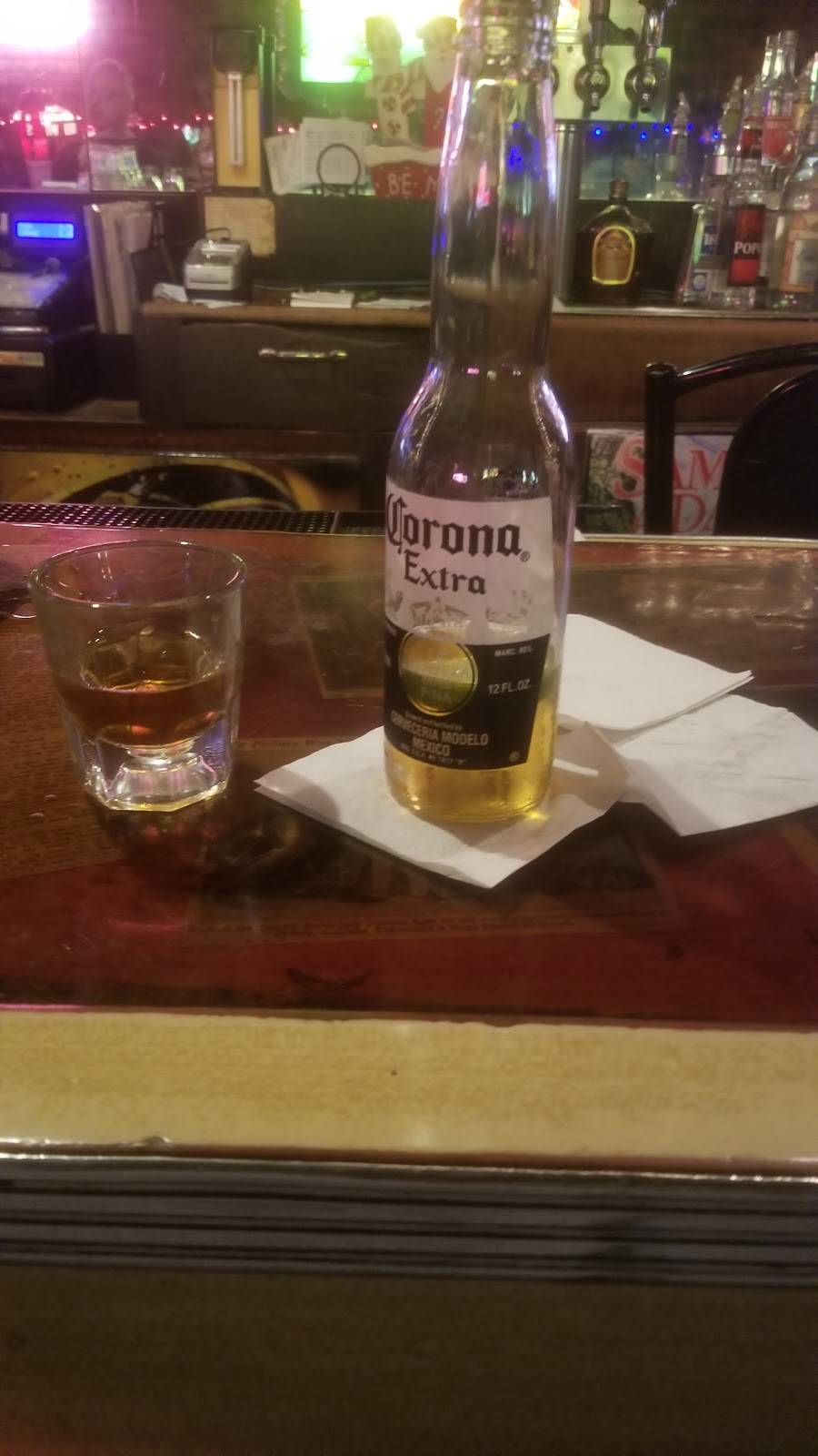 Crestwood Lounge | restaurant | 27885 Plymouth Rd, Livonia, MI 48150, USA | 7344271137 OR +1 734-427-1137