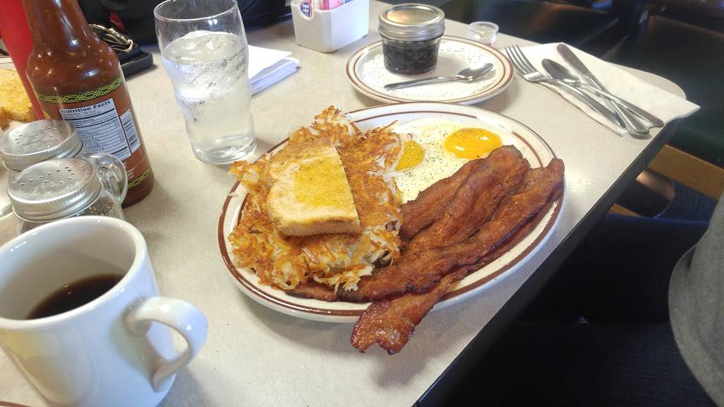 Edelweiss | restaurant | 627 High St, Auburn, CA 95603, USA | 5308851772 OR +1 530-885-1772