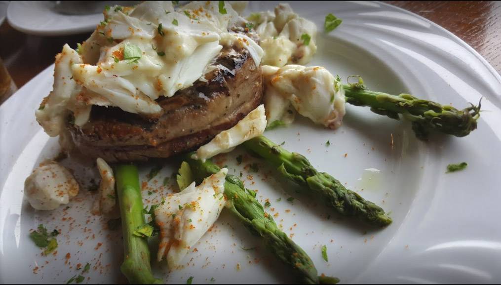 Eagles Nest Restaurant & Event Venue | restaurant | 2519 Mt Rose Ave, York, PA 17402, USA | 7177558095 OR +1 717-755-8095