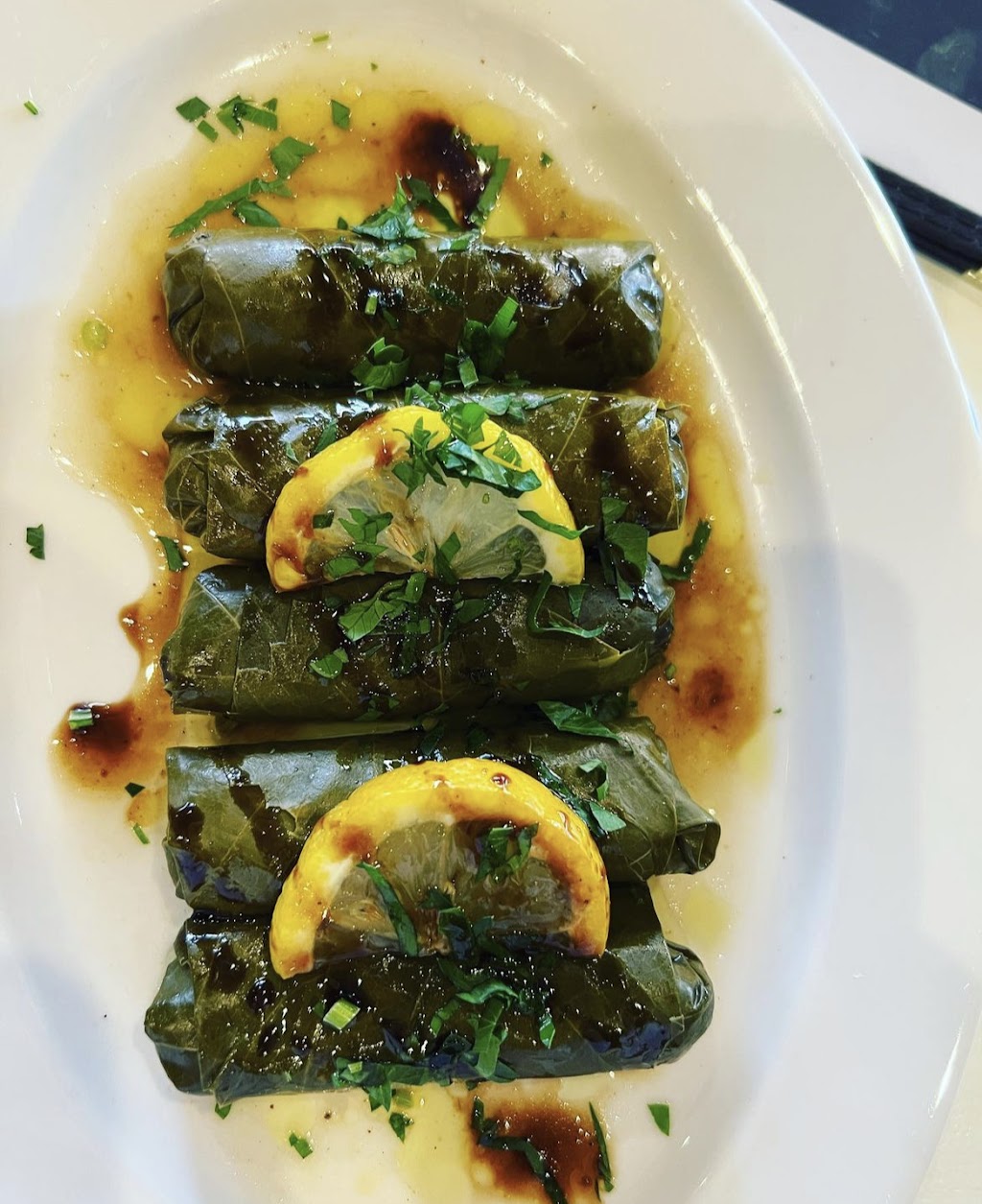 Mr. B Restaurant | restaurant | 3301 E Main St, Ventura, CA 93003, USA | 7472877677 OR +1 747-287-7677