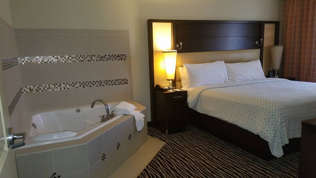 Embassy Suites Hotel & Richard M Wiggins Conference Center | cafe | 4760 Lake Valley Dr, Fayetteville, NC 28303, USA | 9108263600 OR +1 910-826-3600