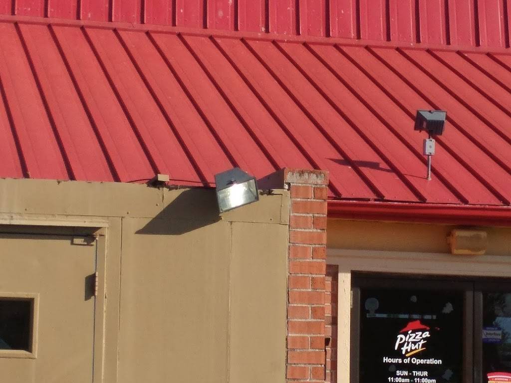 Pizza Hut | meal delivery | 10702 Leopard St, Corpus Christi, TX 78410, USA | 3612415628 OR +1 361-241-5628