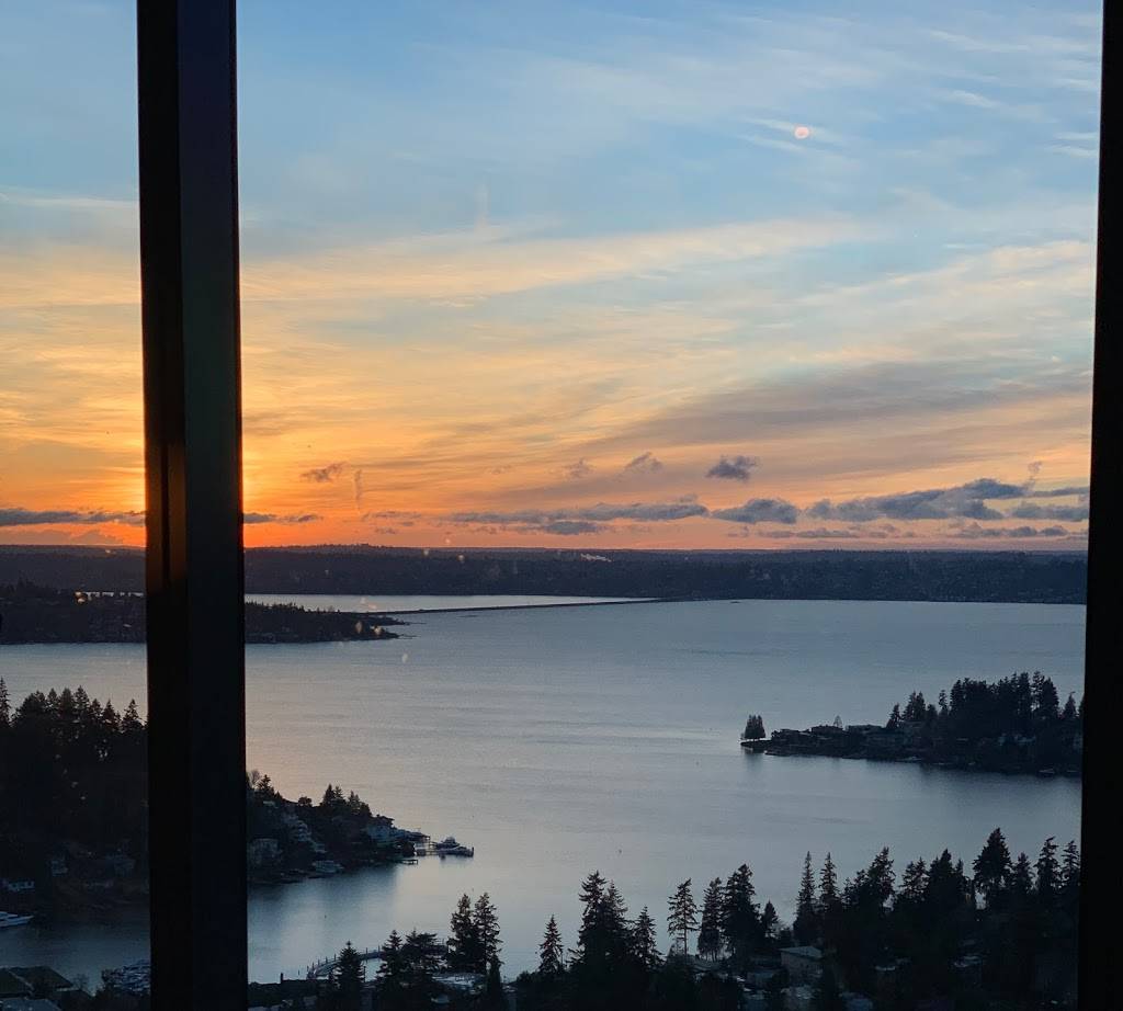 Ascend Prime Steak & Sushi | restaurant | 10400 NE 4th St Ste 3100, Bellevue, WA 98004, USA | 4256252080 OR +1 425-625-2080