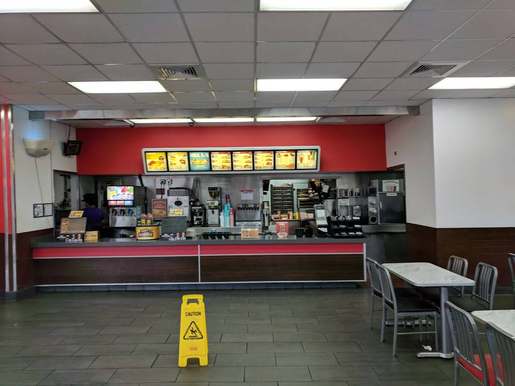 Krystal | meal takeaway | 6635 US 49 N, Hattiesburg, MS 39401, USA | 6012682129 OR +1 601-268-2129