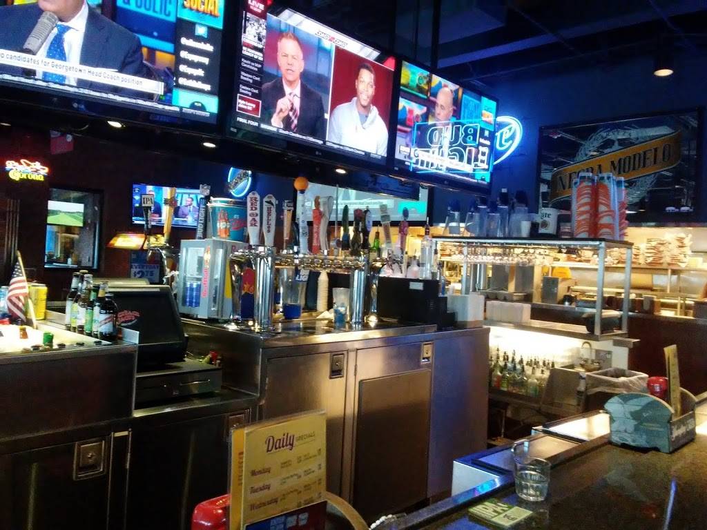 Kickback Jacks Restaurant | restaurant | 418 S College Rd, Wilmington, NC 28403, USA | 9105235669 OR +1 910-523-5669