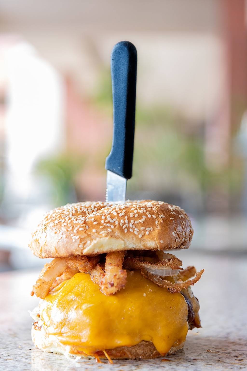 Chompies Restaurant, Deli, and Bakery | bakery | 4550 E Cactus Rd, Phoenix, AZ 85032, USA | 6027102910 OR +1 602-710-2910